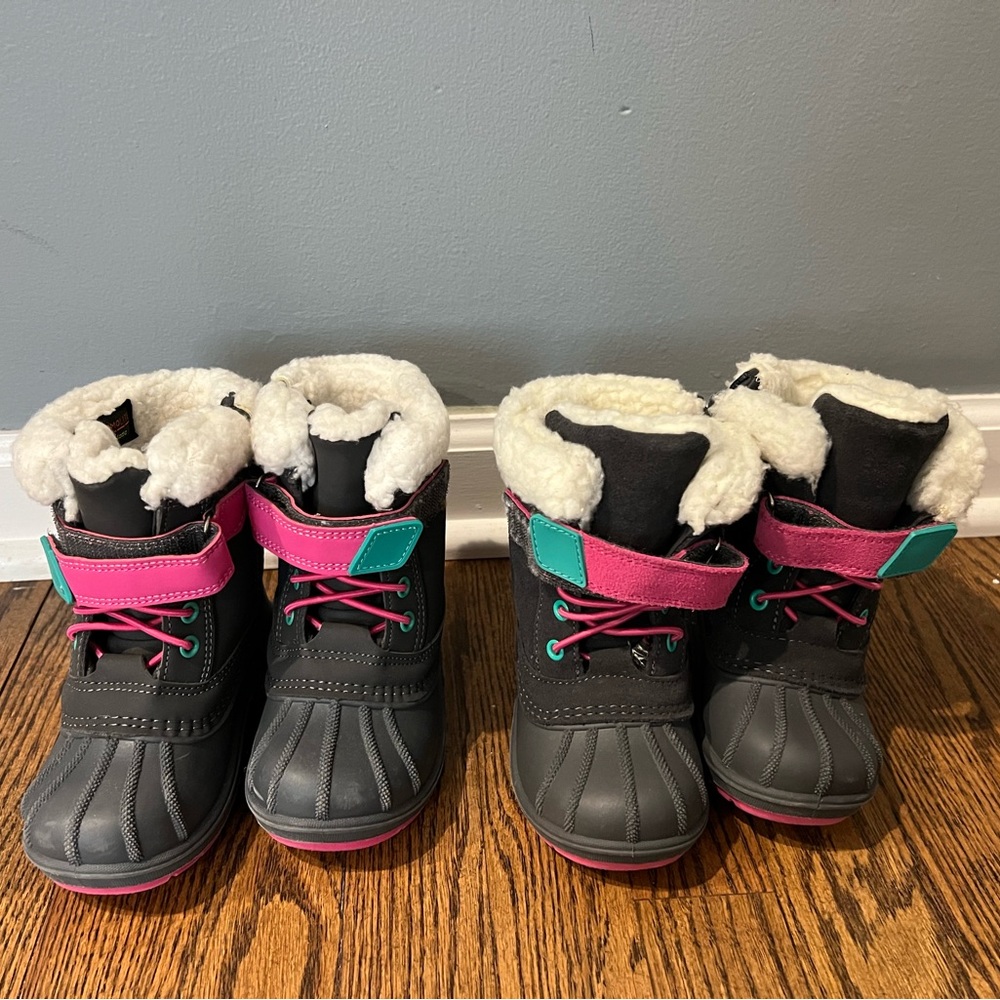 Cat & Jack Baby/Toddler Girl Snow boots. Size 6 and Size 7